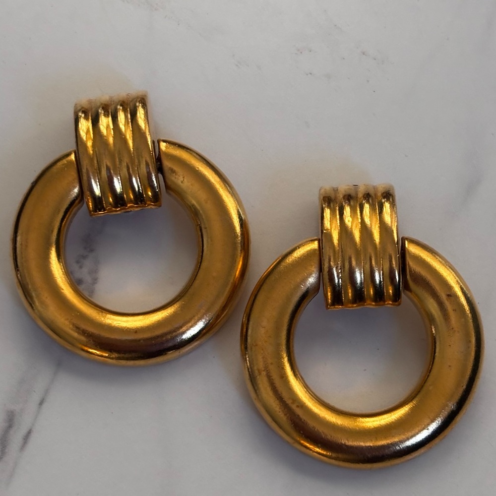 Ben-Amun Gold Large door knocker Earrings clip on